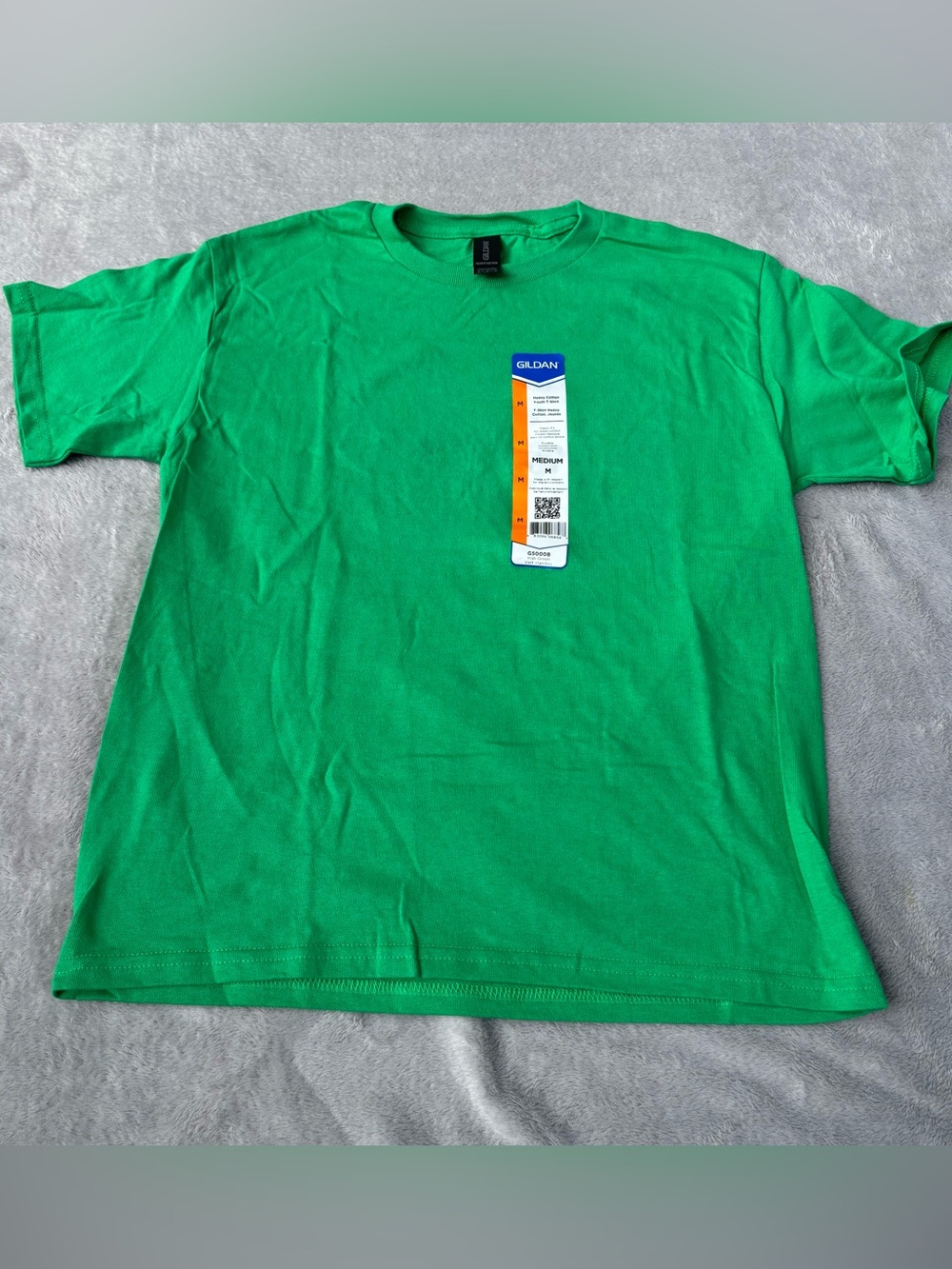 Gildan Youth Short Sleeves Kids T-Shirt Heavy Cotton Youth Size Medium Green NWT
